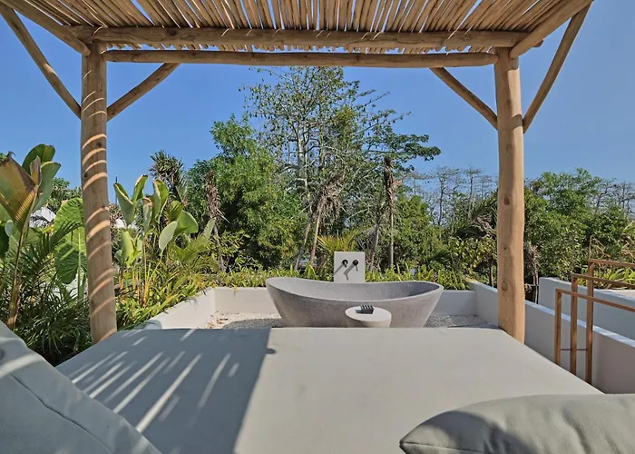2br Rooftop Boho Tuluv Bonito In
